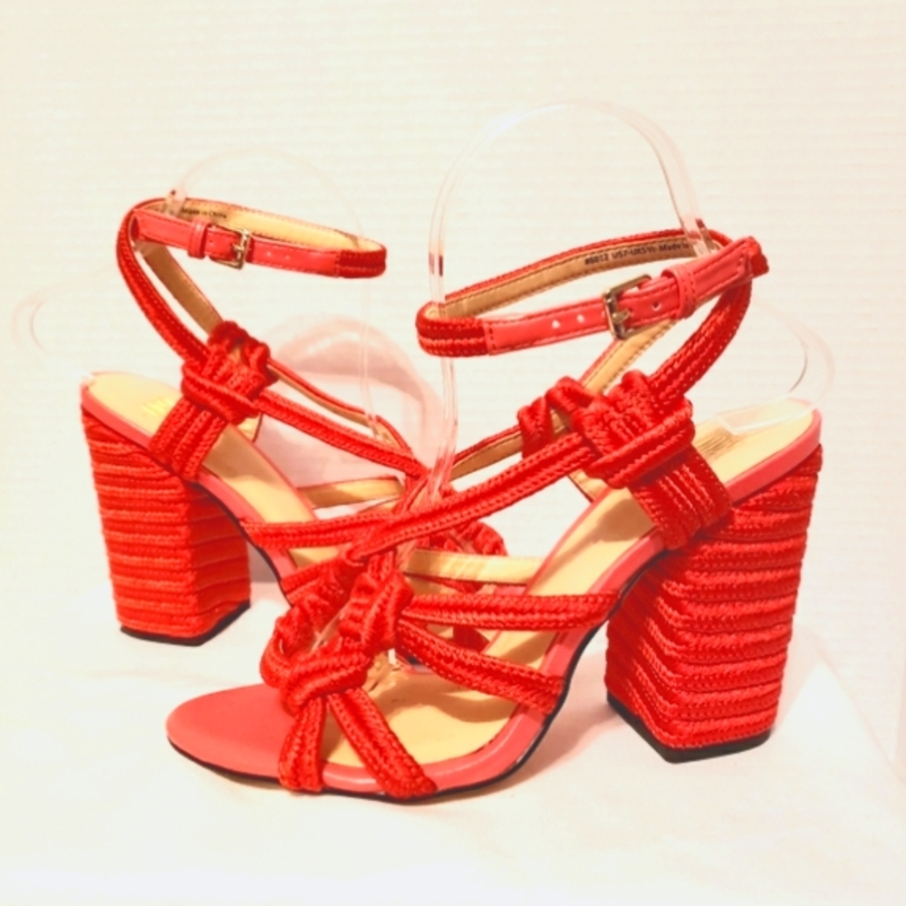 CAbi Tiptoe Red Ankle Strap Block Heel Open Toe Knot Sandal Hibiscus Size:7M